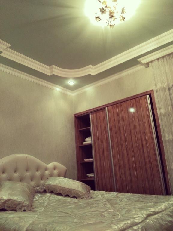 Tamar'S Apartment On Inasaridze 7A Batoumi Extérieur photo